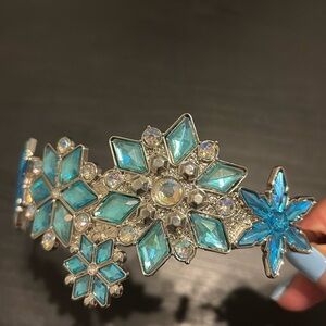 Disney Elsa Tiara Crown Metal Limited Edition London Official Snowflake Costume